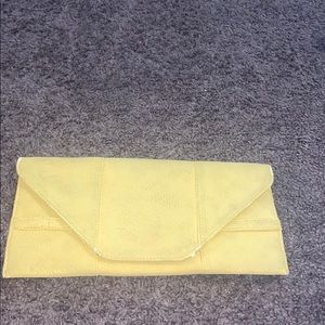 Yellow clutch